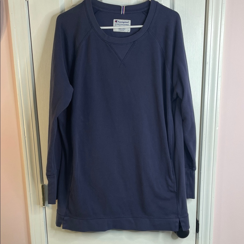 Champion Deep Blue Pullover with small side pockets